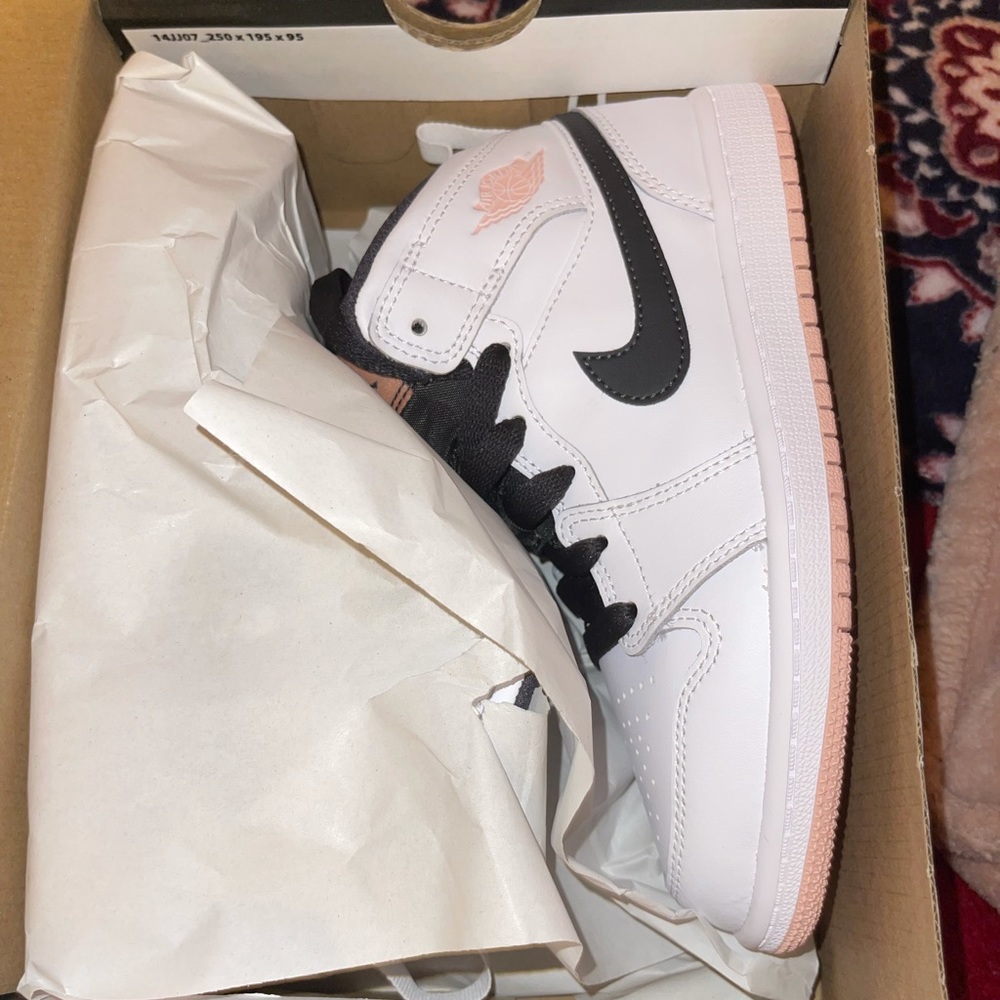 Jordan Mids